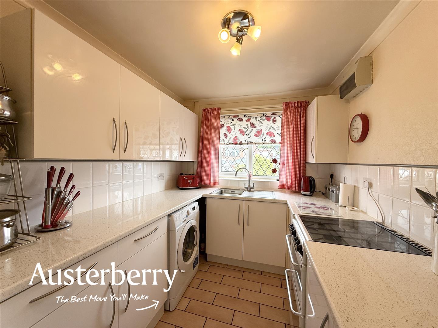 2 bed property in Forrister Street, Stoke-On-Trent